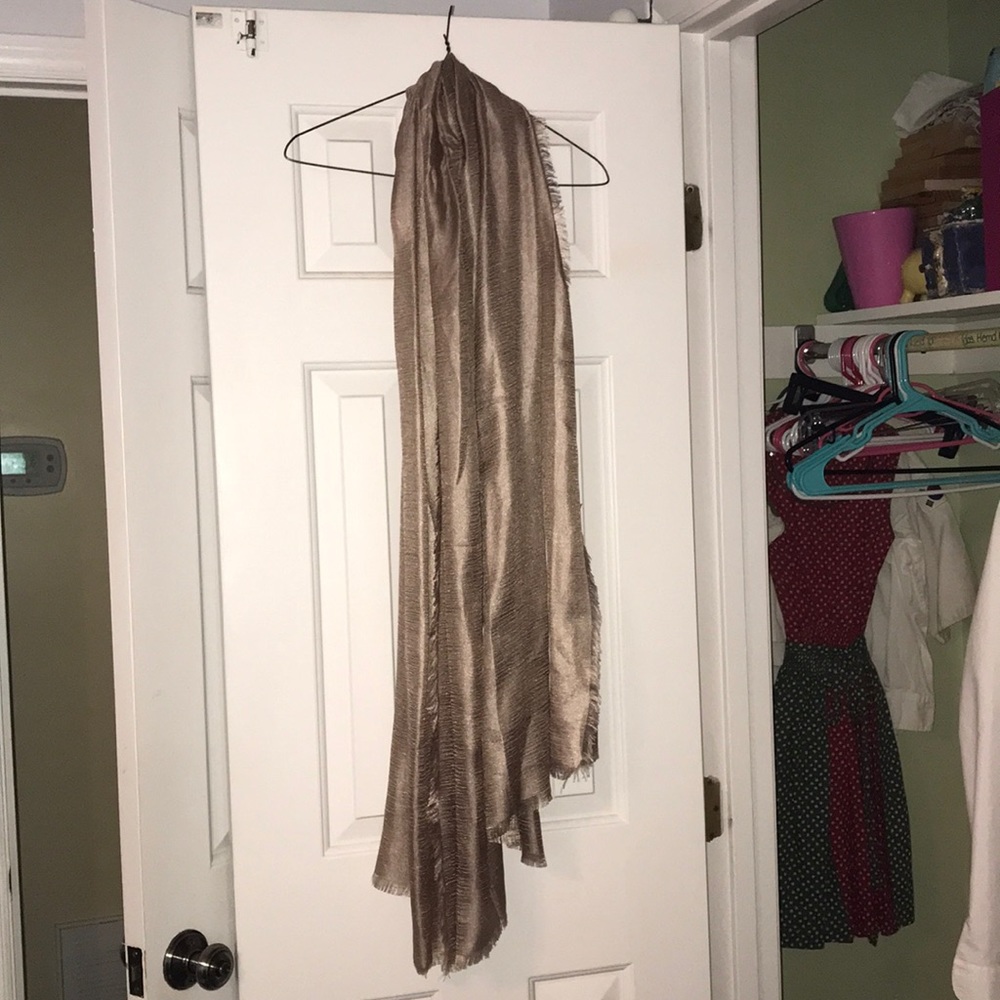 Sheer scarf